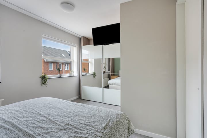 Photo 22 of Avondrood 30