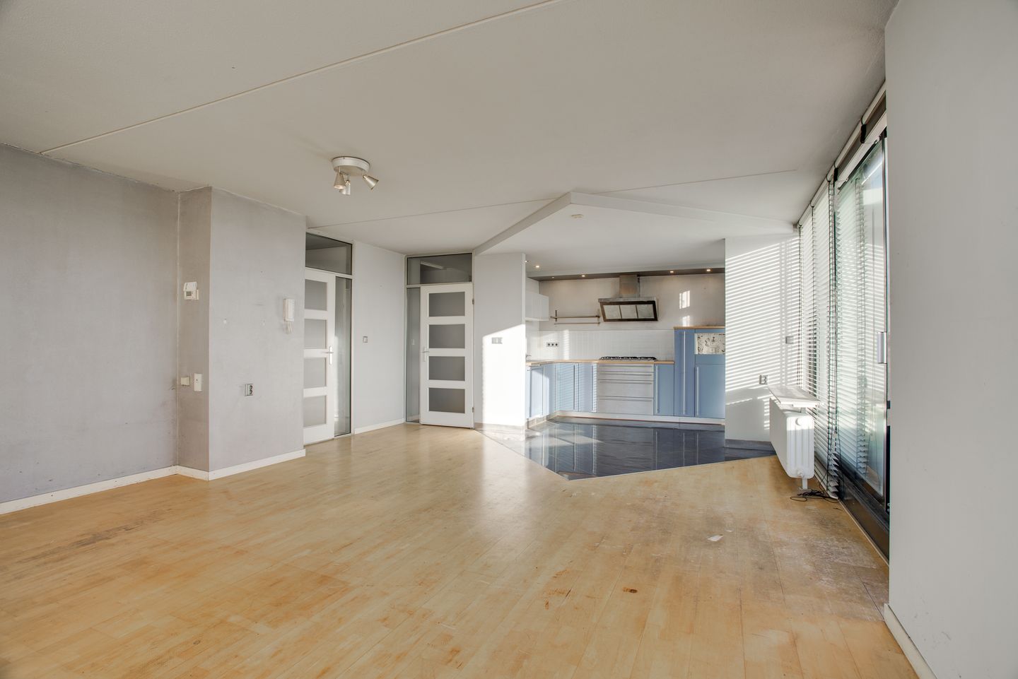 Photo 10 of Stan Laurelstrook 12