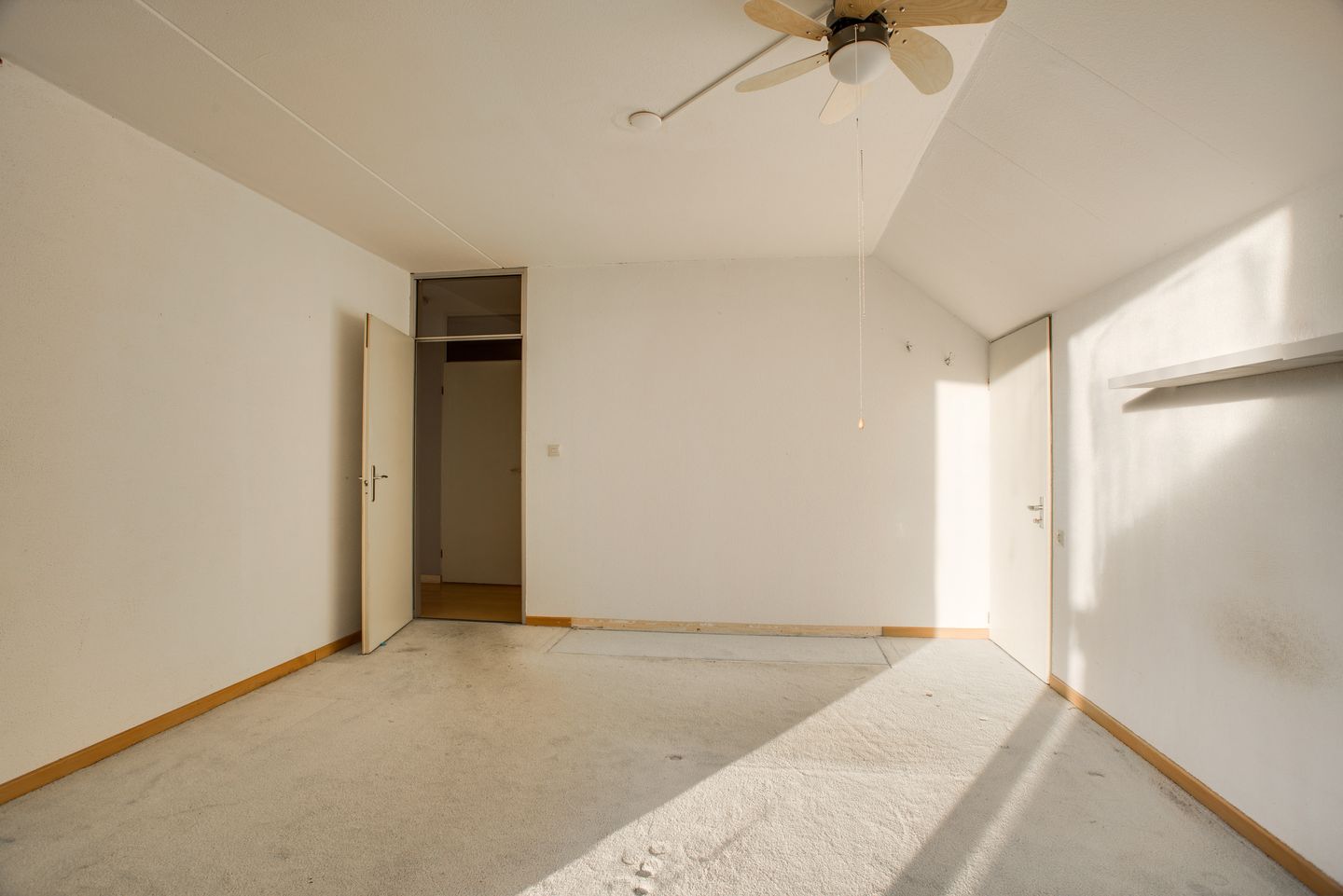 Photo 25 of Stan Laurelstrook 12