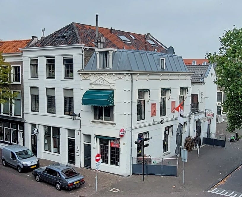 View photo 1 of Ooievaarsteeg 1