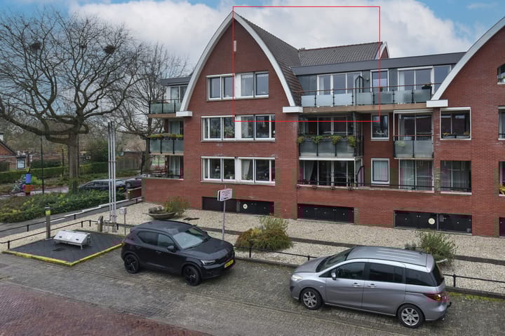 Photo 4 of Gijsbrecht van Nijenrodestraat 6-B