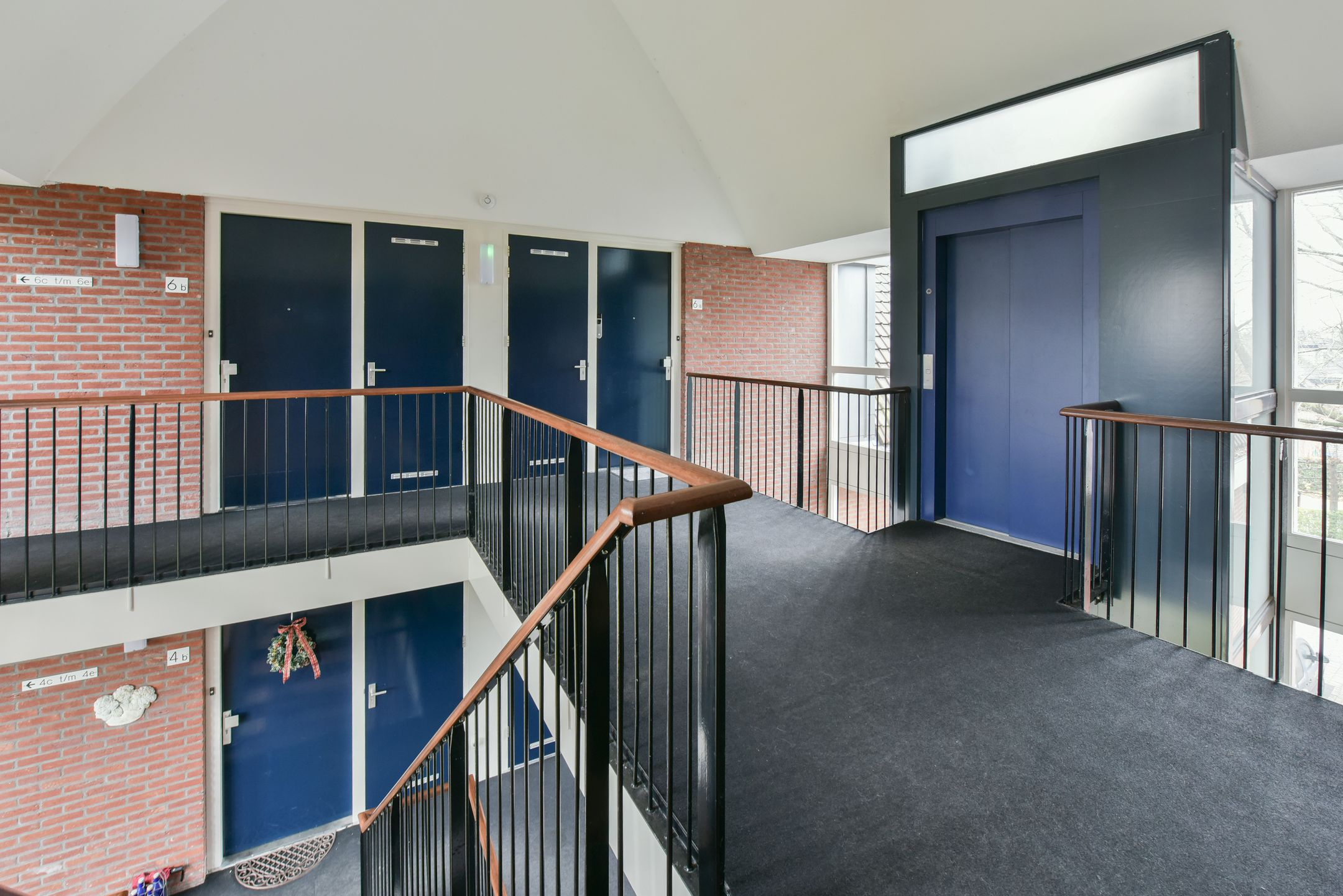 Photo 6 of Gijsbrecht van Nijenrodestraat 6-B