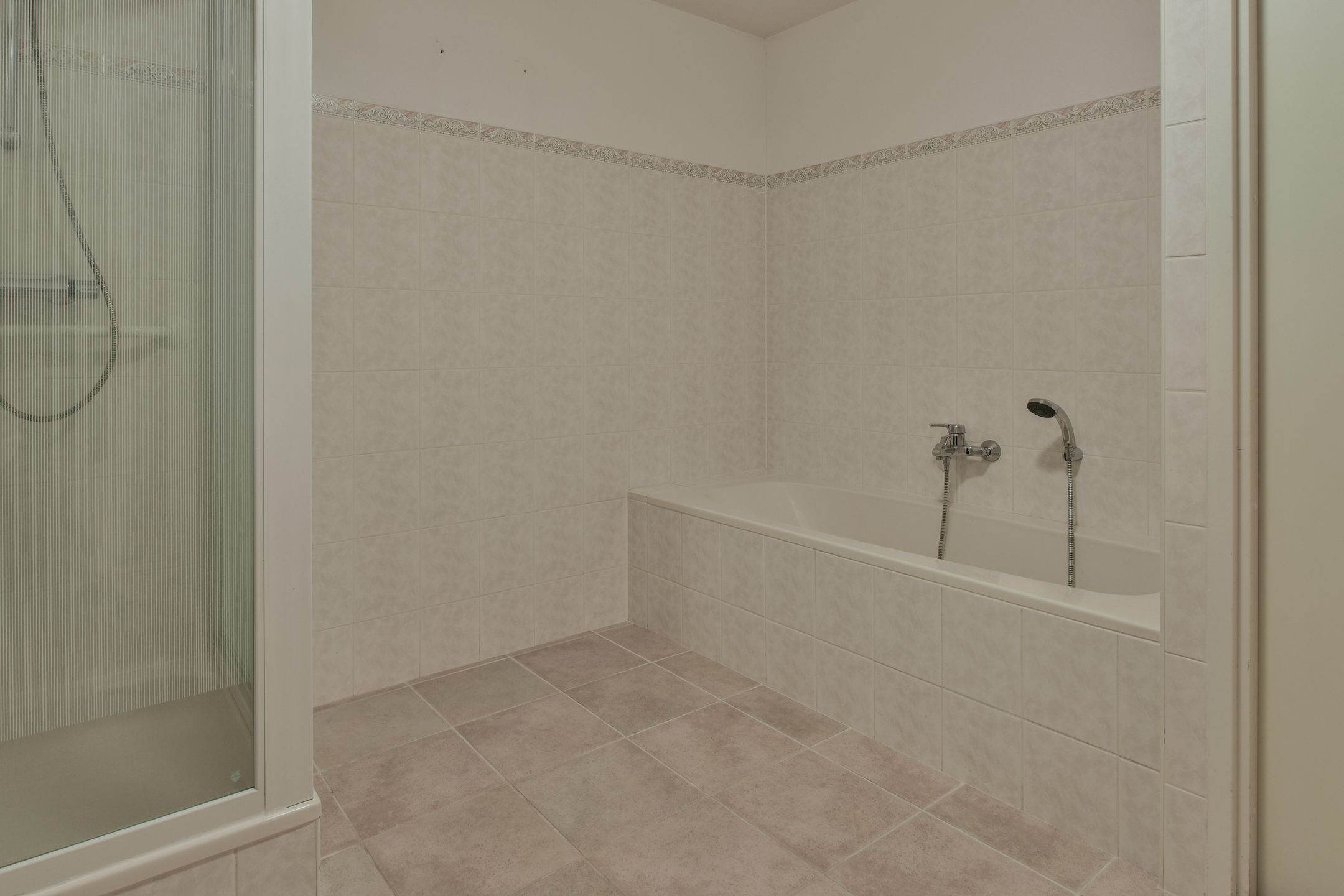 Photo 18 of Gijsbrecht van Nijenrodestraat 6-B