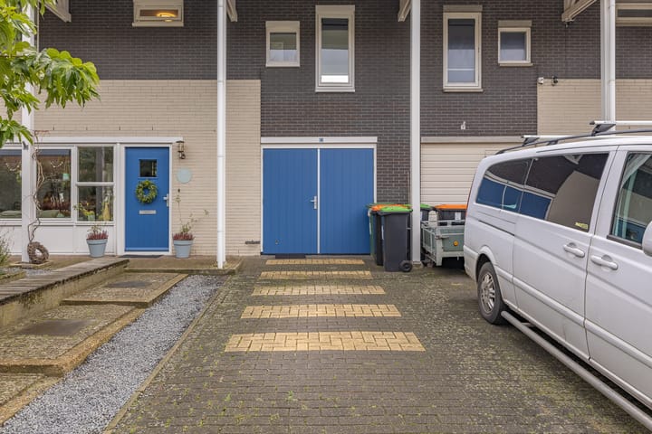 Photo 6 of Keizer Karelhof 17