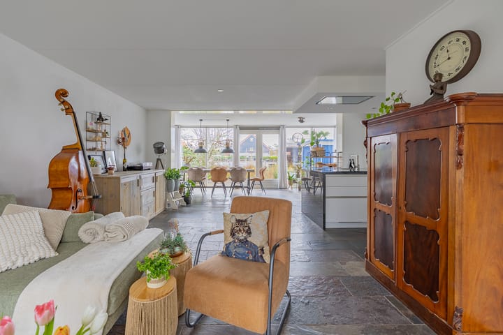 Photo 14 of Keizer Karelhof 17