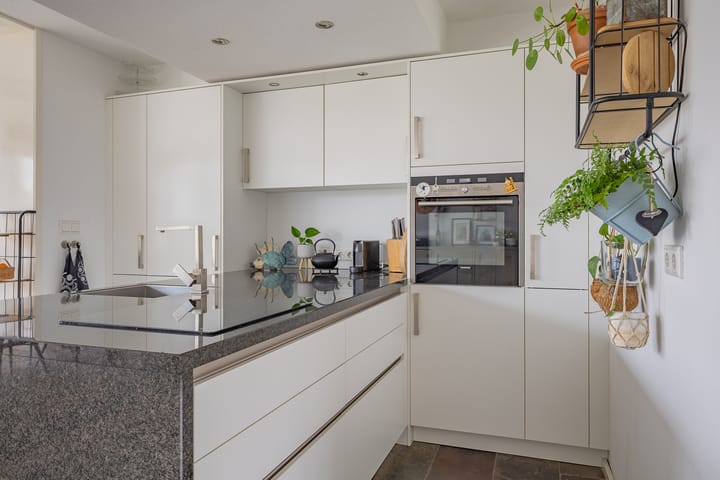 Photo 18 of Keizer Karelhof 17