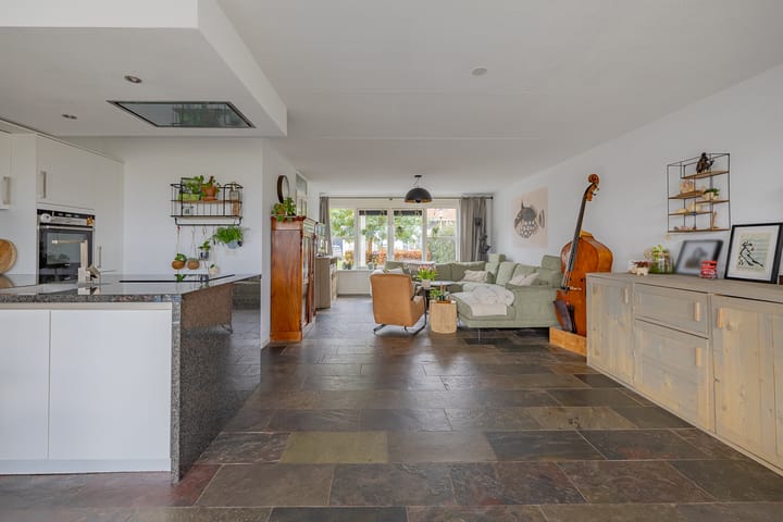 Photo 22 of Keizer Karelhof 17