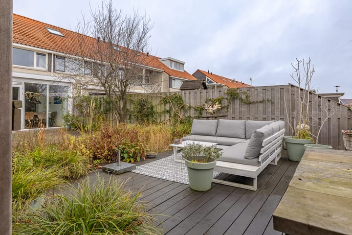 Photo 32 of Keizer Karelhof 17