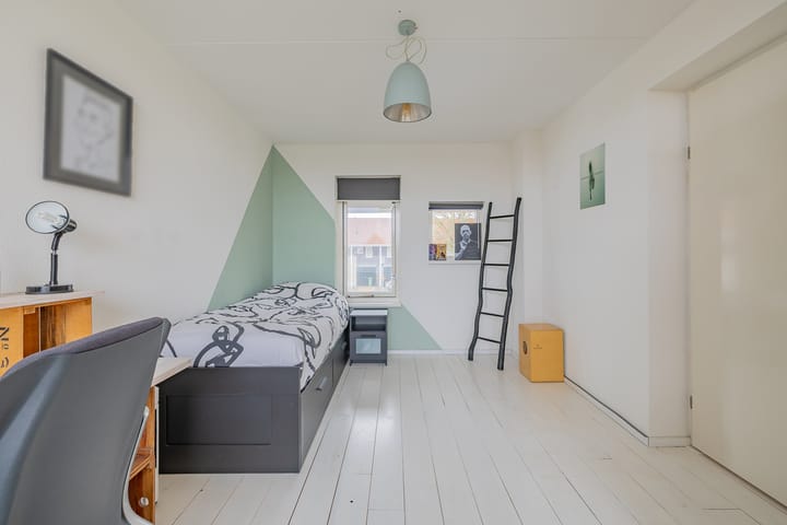 Photo 49 of Keizer Karelhof 17