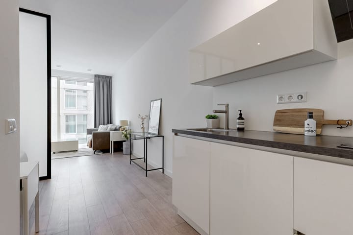 Photo 11 of Gustav Mahlerlaan 13-D