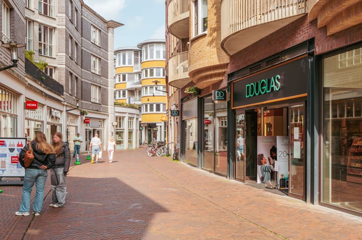 Photo 27 of Oetewalerstraat 30-2