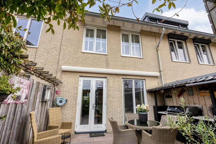 Foto 48 van Dokter Diamantlaan 23