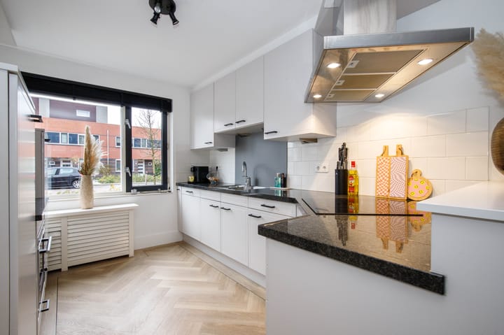 Photo 16 of Componistenlaan 69