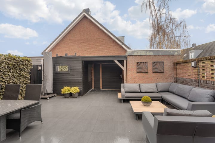 Foto 19 van Kloostermuur 16