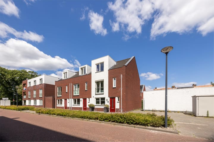 Photo 2 of Jurriaen Andriessenstraat 11