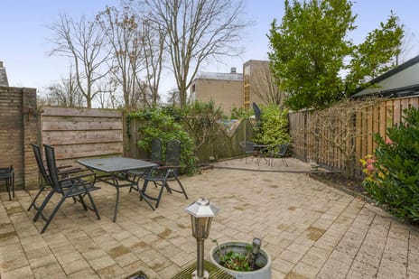 Marathon 10 secondary image