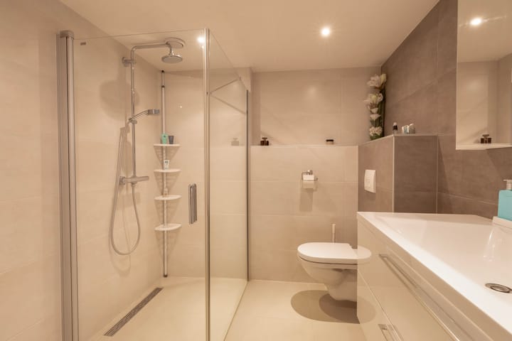 Photo 3 of Marathon 10