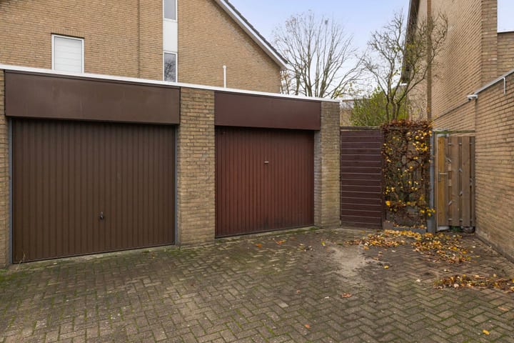 Photo 4 of Marathon 10