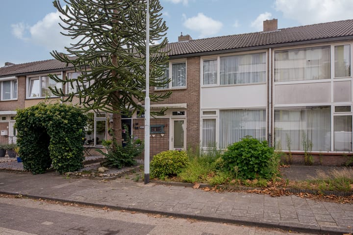 Foto 2 van Strombolistraat 7