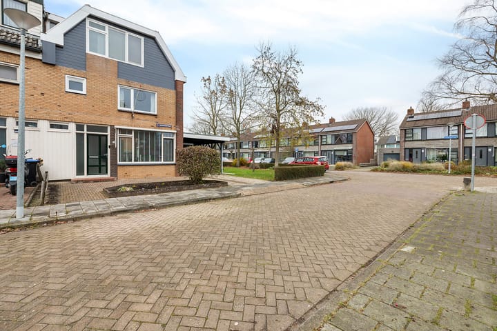 Photo 2 of H.N. Werkmanstraat 1