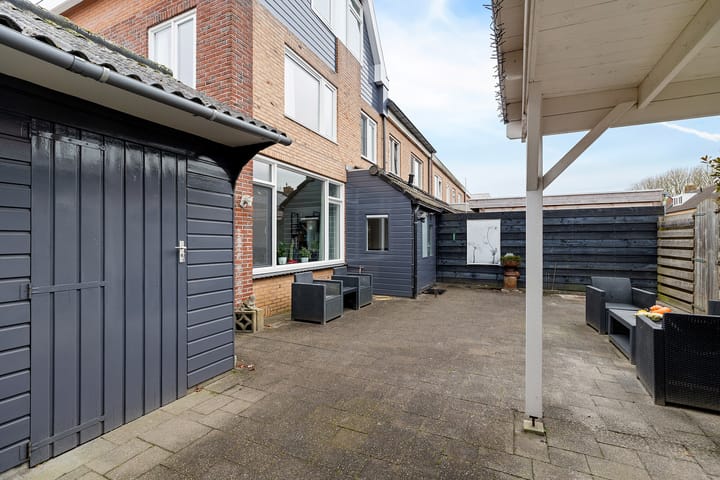 Photo 35 of H.N. Werkmanstraat 1