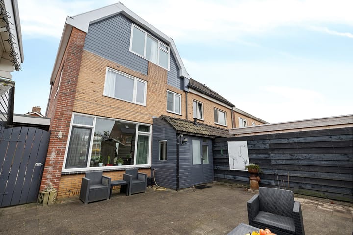 Photo 37 of H.N. Werkmanstraat 1