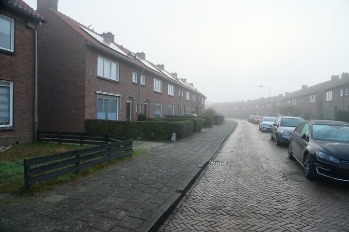 Photo 13 of Lijsterbesstraat 32