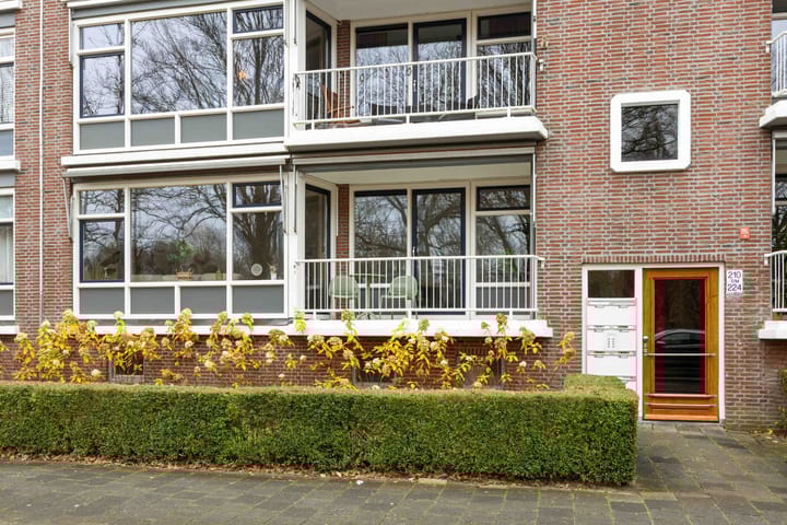 Photo 5 of Paterswoldseweg 212