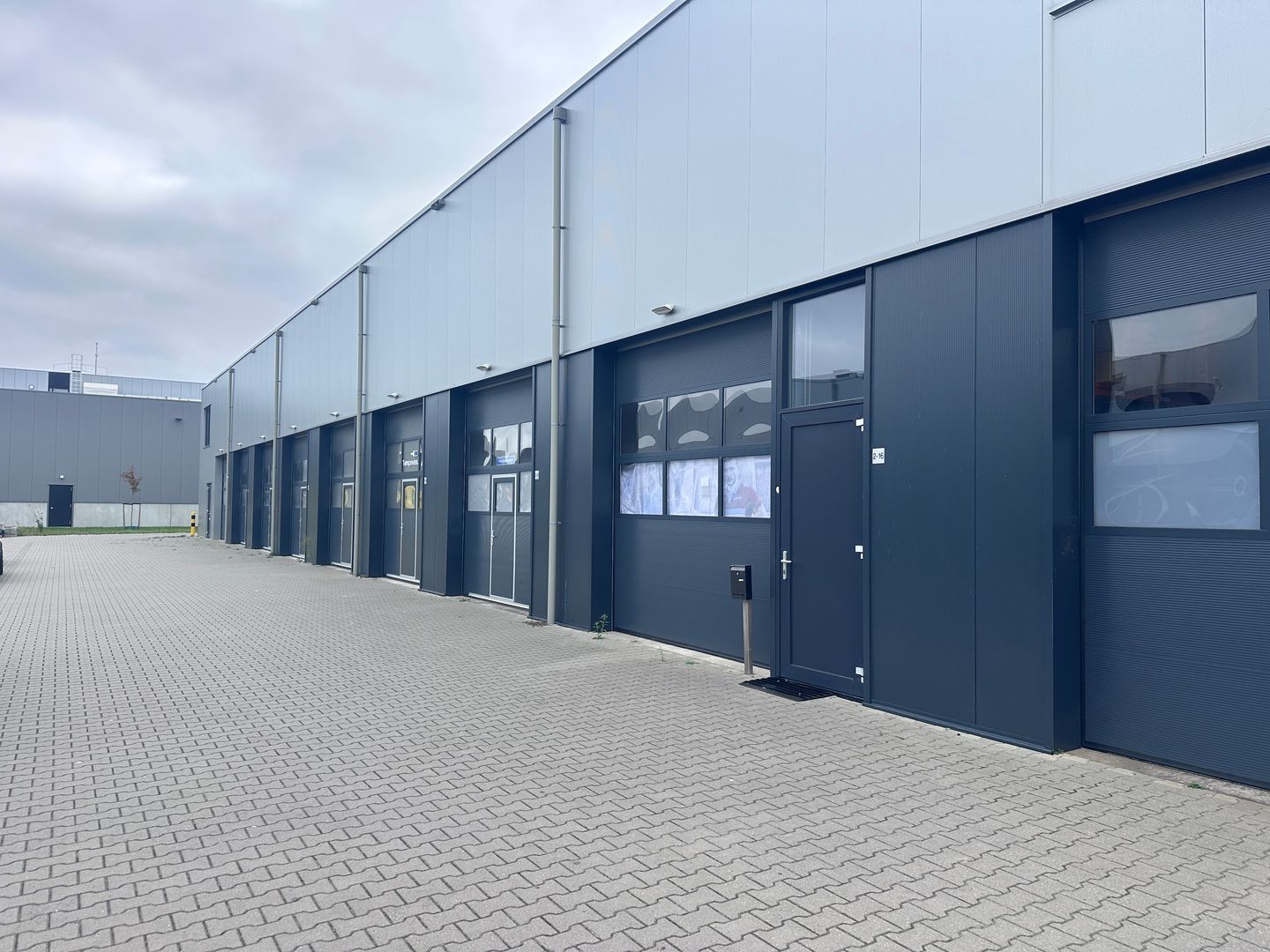 Bekijk foto 2 van Zonnecelstraat 2-16