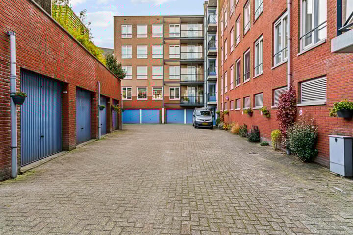 Photo 32 of Visserseiland 129