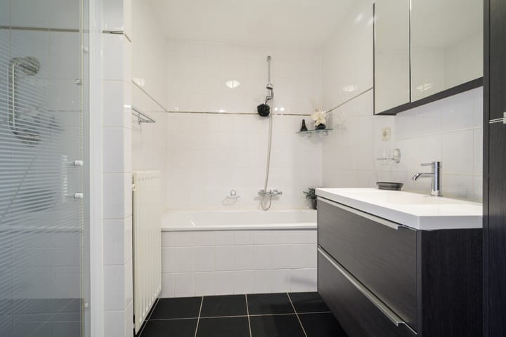 Photo 22 of Maria Cherubinastraat 106