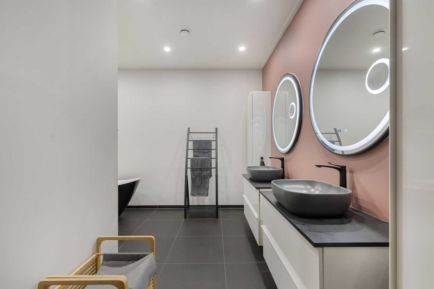 Foto 29 van De Iisbaan 10-N