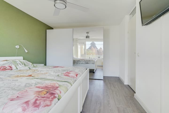 Photo 29 of Maria Cherubinastraat 106