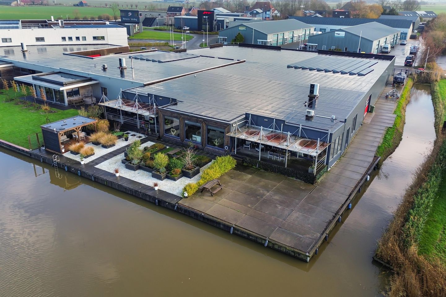 Foto 59 van De Iisbaan 10-N