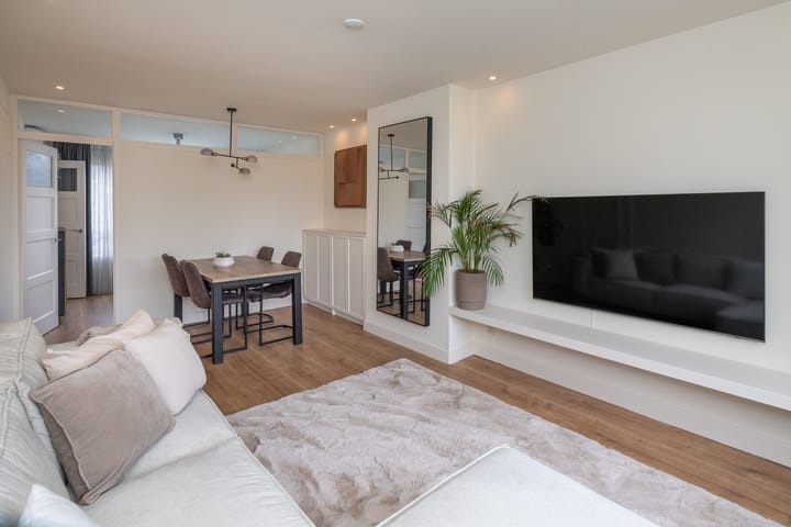 Photo 3 of Hoveniersstraat 7-C