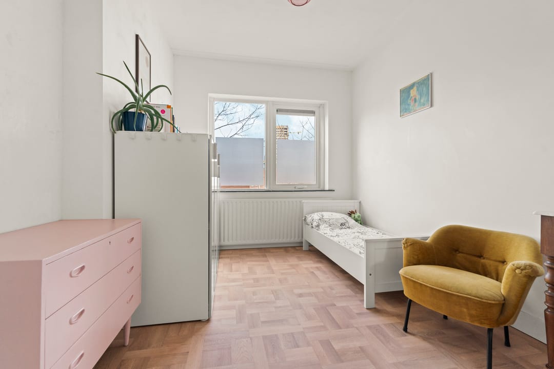 Photo 28 of Biezenstraat 31