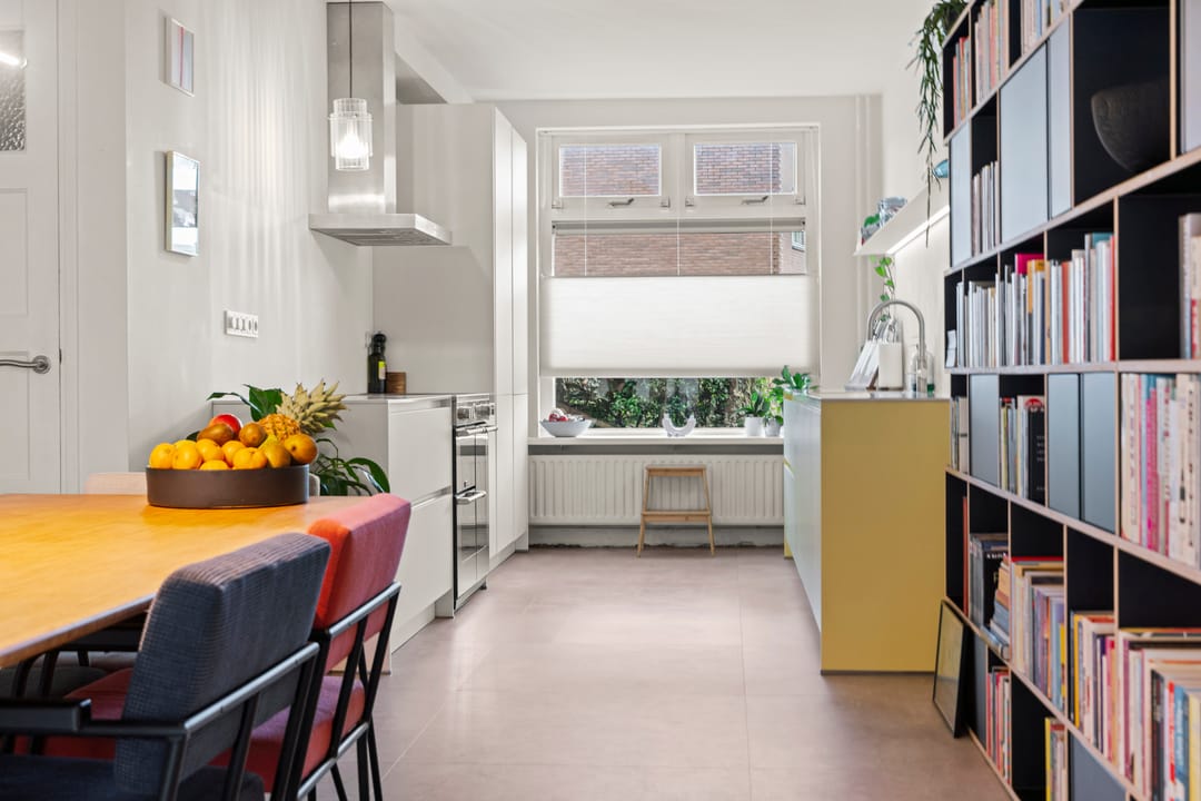 Photo 17 of Biezenstraat 31