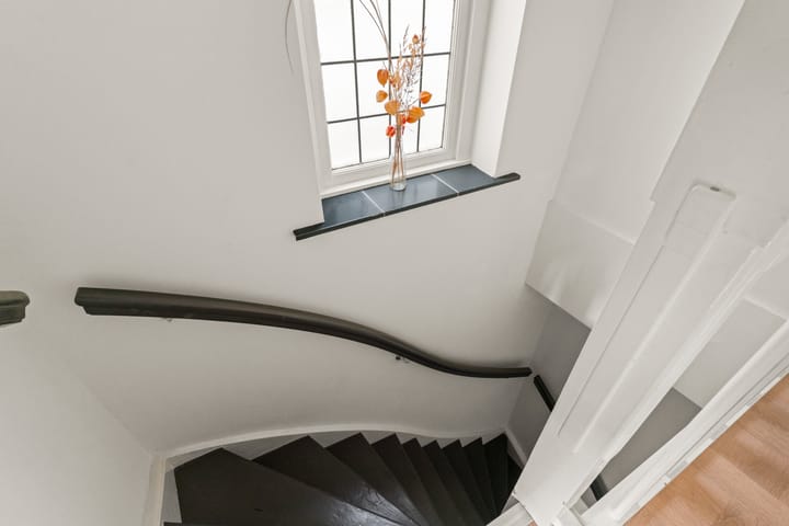 Foto 42 van Biezenstraat 31