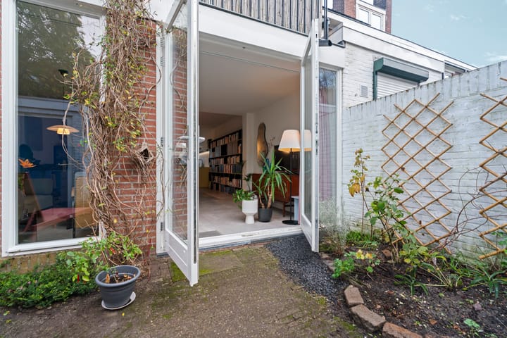 Foto 44 van Biezenstraat 31