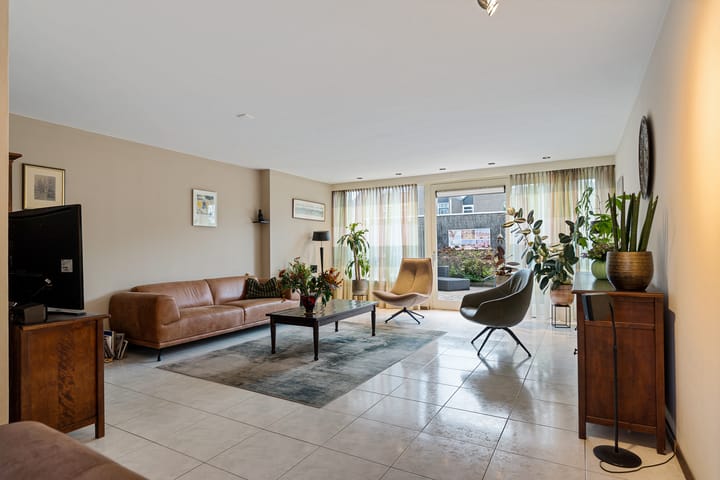 Foto 10 van Tintlaan 131