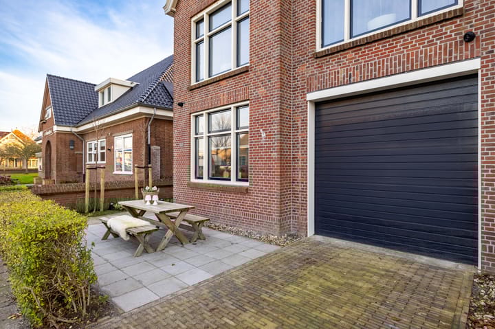 Foto 9 van Leeuwarderweg 11