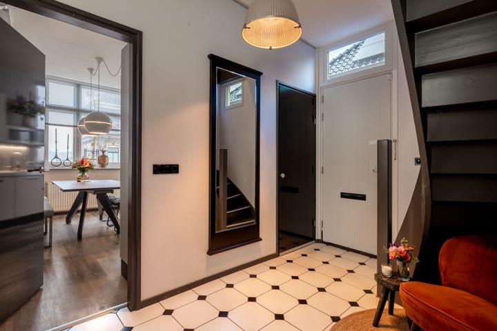 Foto 12 van Leeuwarderweg 11