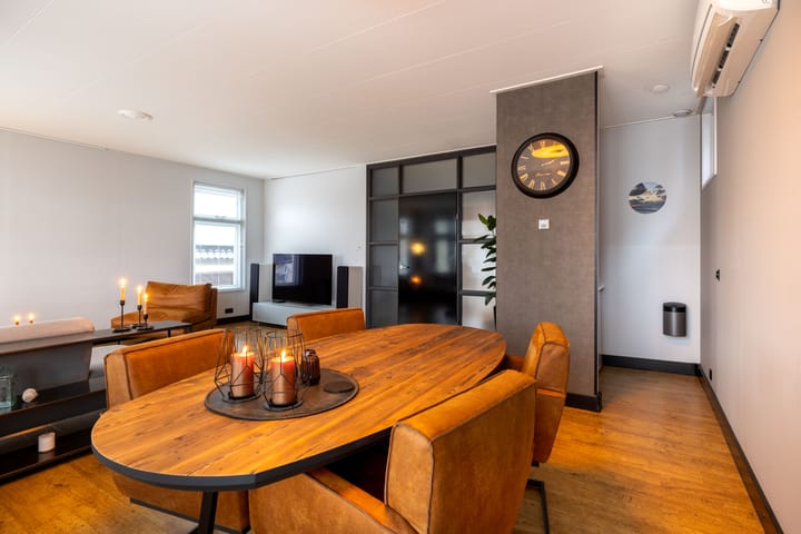 Foto 32 van Leeuwarderweg 11