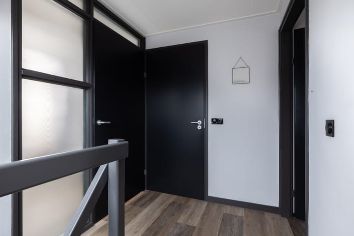 Foto 47 van Leeuwarderweg 11