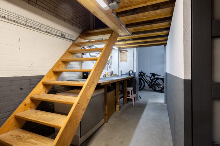 Foto 63 van Leeuwarderweg 11