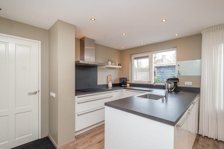 Foto 15 van Koolmees 38