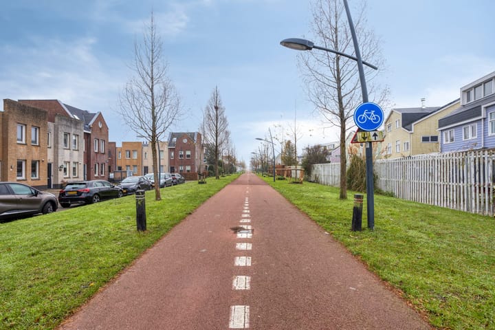 Foto 24 van Estafette 30