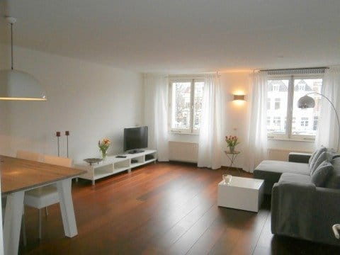 Foto 2 van Nassauplein 51