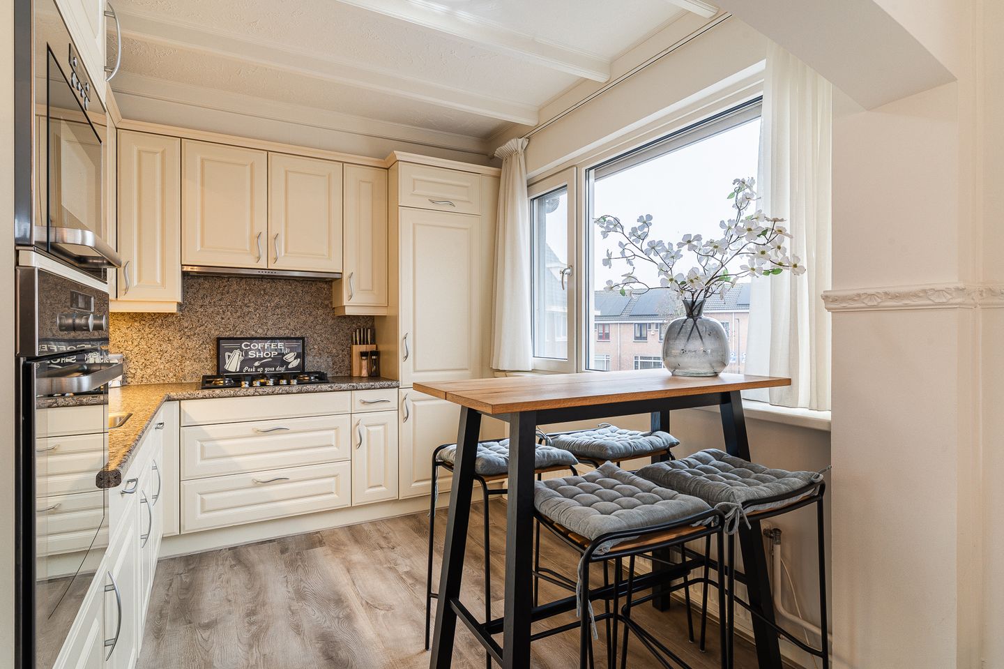 Photo 4 of Dageraadsweg 47