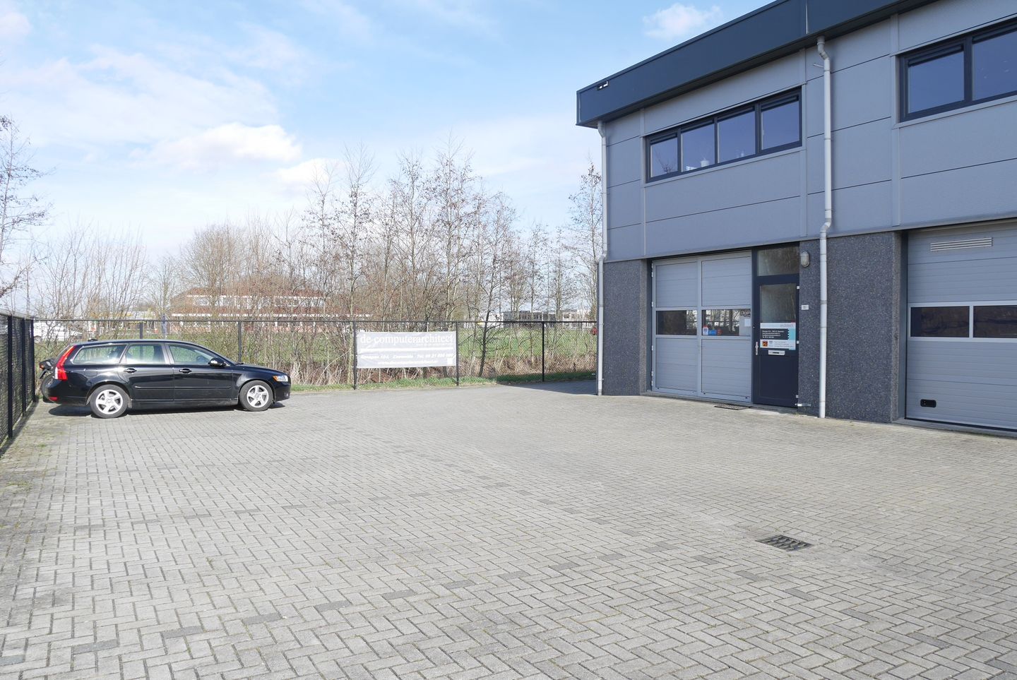 View photo 3 of Eenspan 10-L